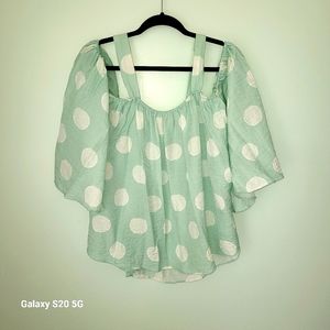 Easel size Small colors green and white